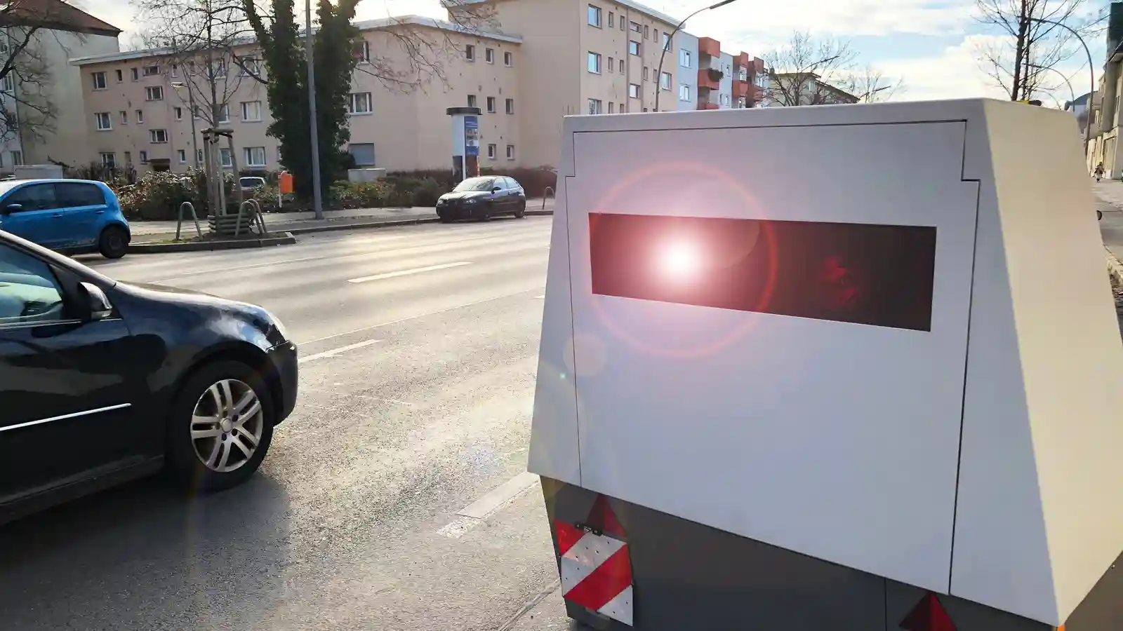 Blitzeranhänger mit PoliScan FM1