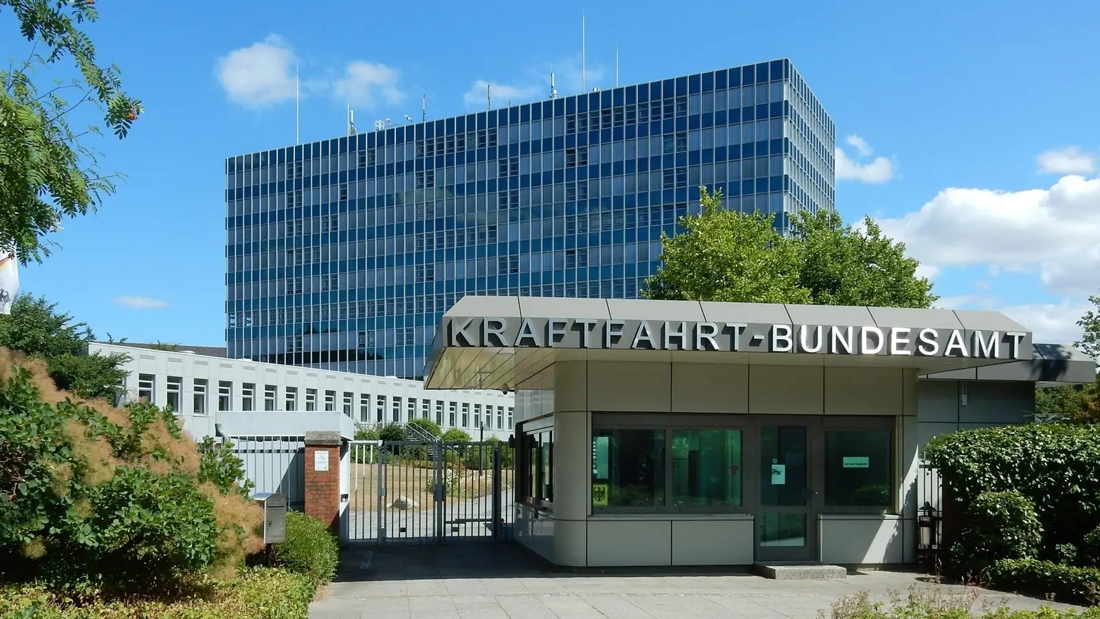 Der Sitz des Kraftfahrt-Bundesamtes in Flensburg