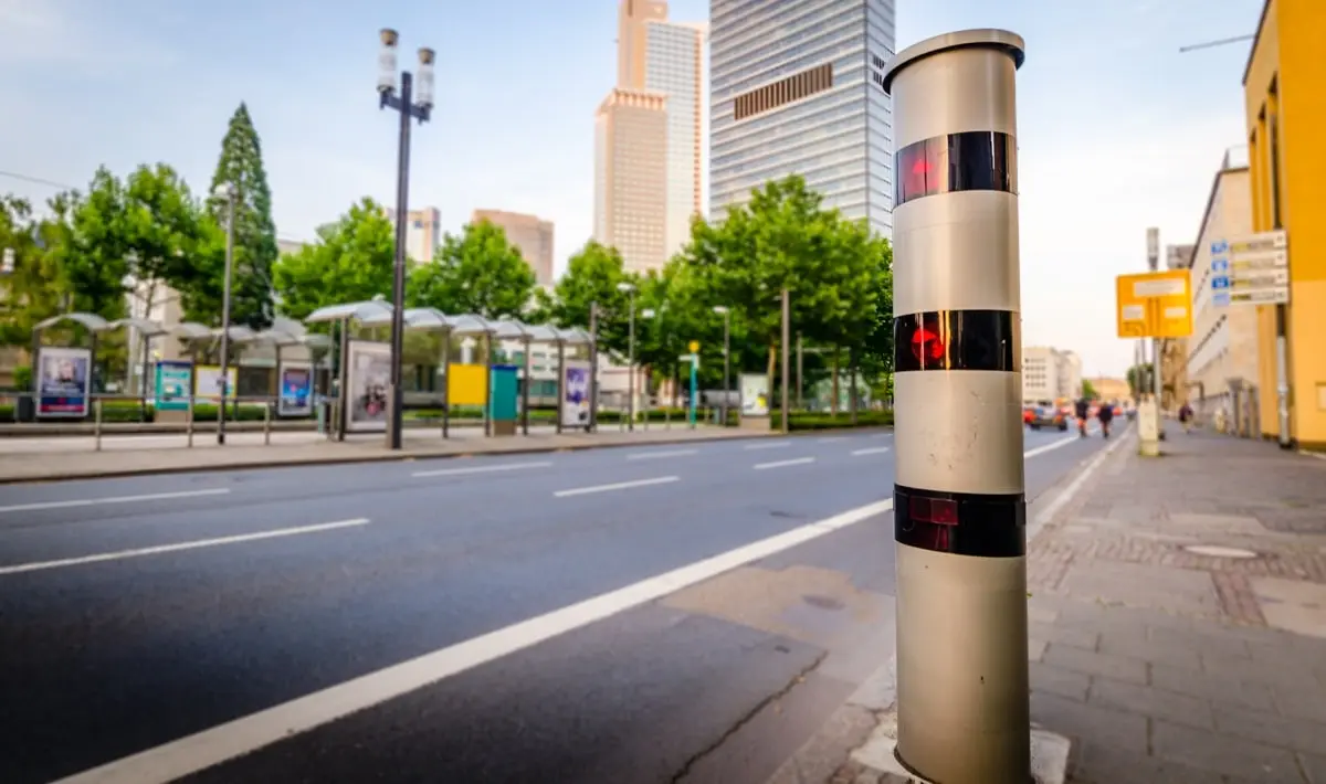PoliScan Speed Blitzersäule